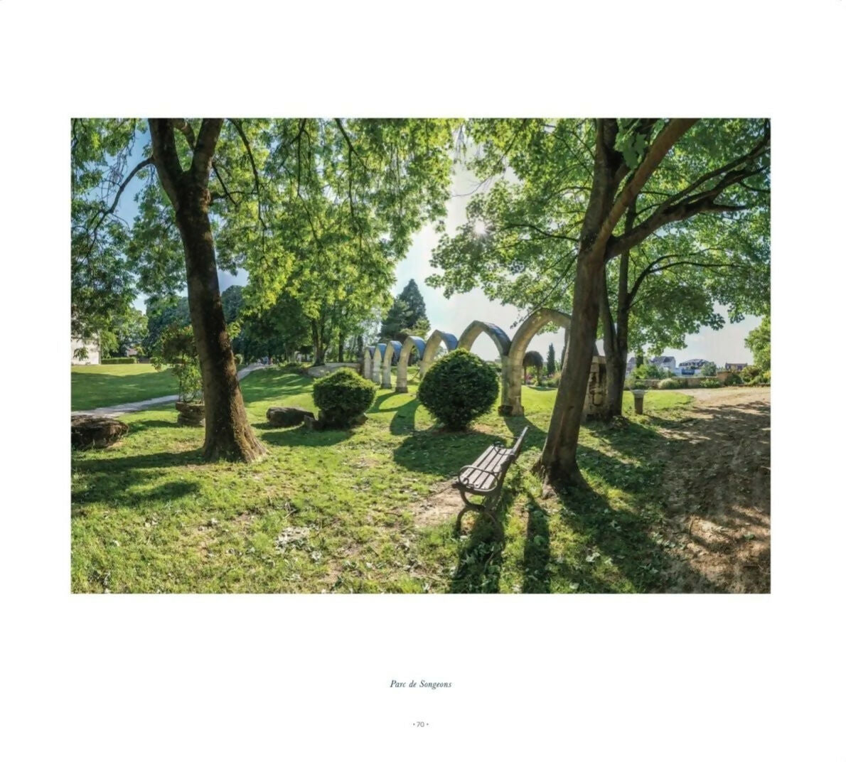 COMPIEGNE - LA VILLE · LA FORET · L'AGGLOMERATION