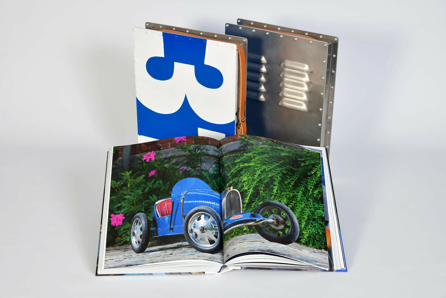 BABY BUGATTI - Version française - L'art automobile pour enfants