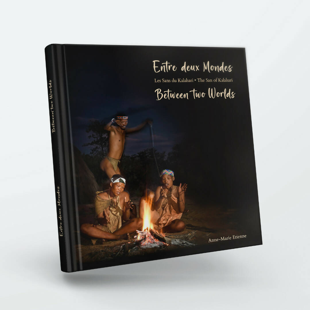 Entre deux Mondes : Les Sans du Kalahari